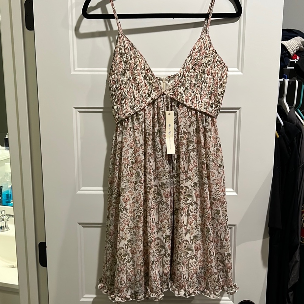 NWT womens floral dress